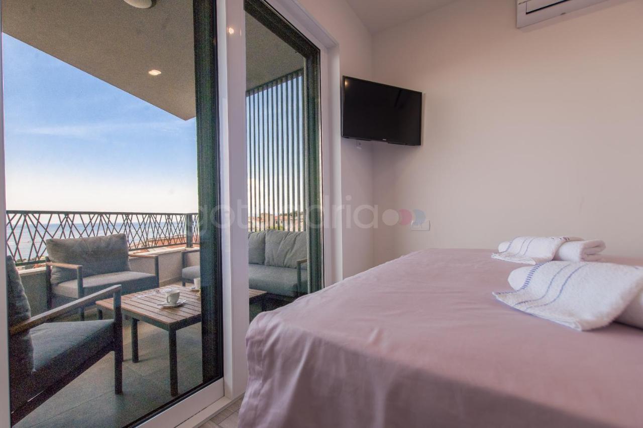 Seashell - Luxury Seaview Apartments Макарска Экстерьер фото