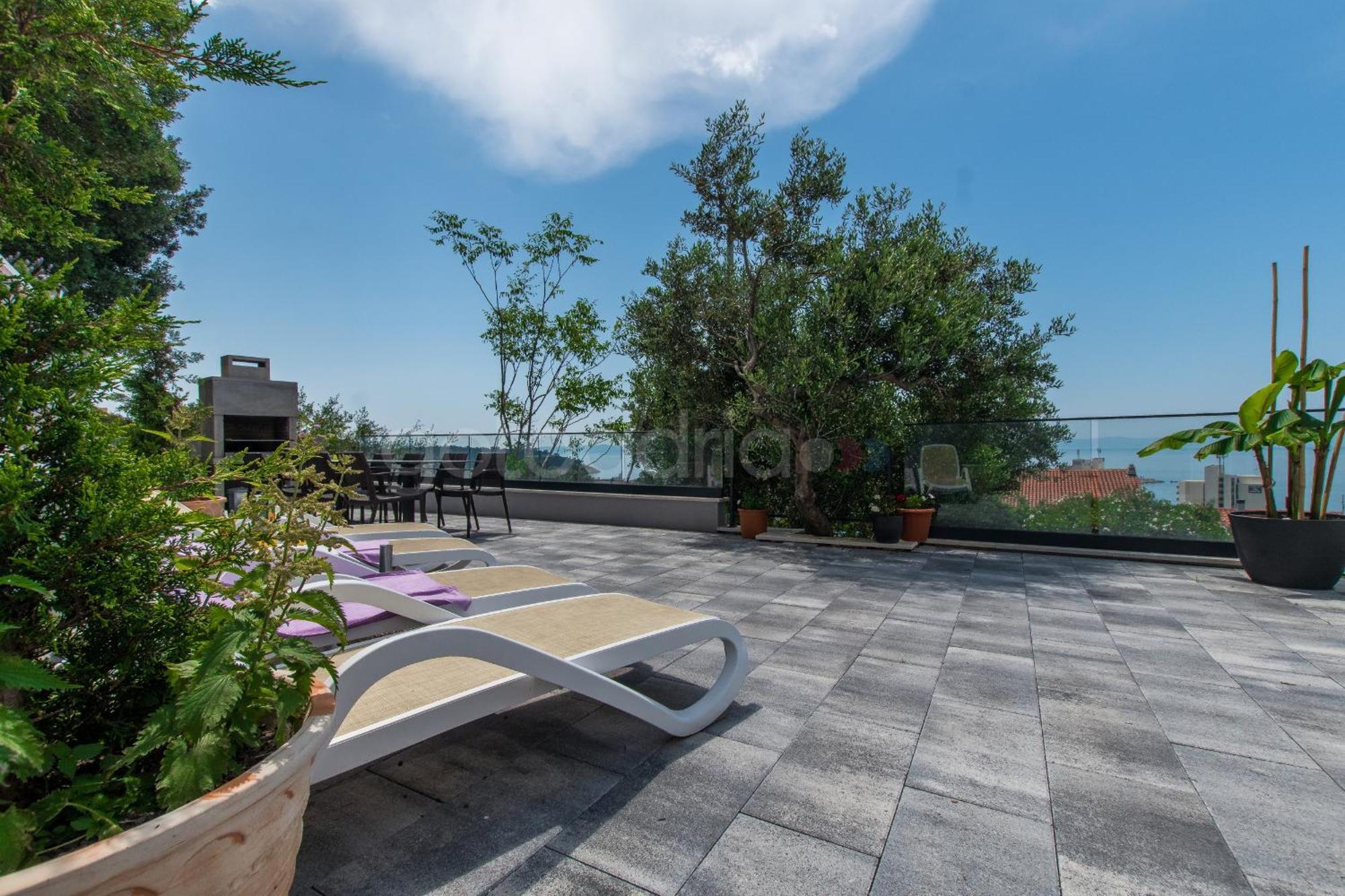 Seashell - Luxury Seaview Apartments Макарска Экстерьер фото
